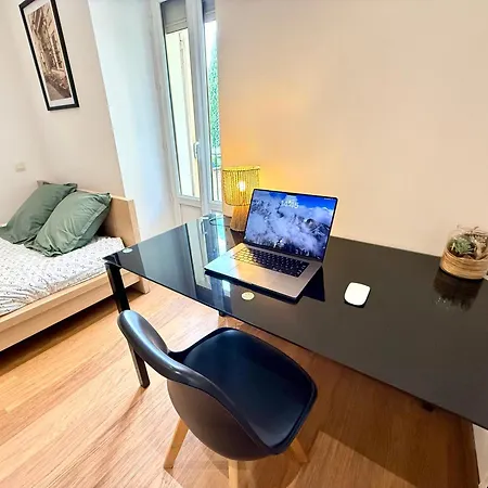 T2 Cosy Avec Balcon - Centre A Pied *